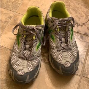 North Face trail running hiking shoes. Women’s 6